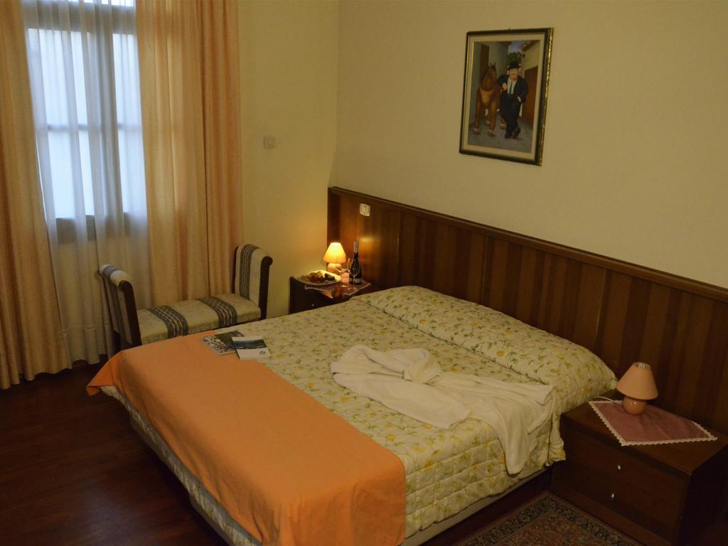 Villa Lataria Dei Magredi Vivaro Habitación foto