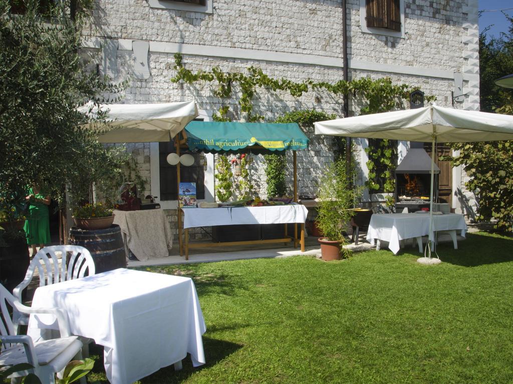 Villa Lataria Dei Magredi Vivaro Exterior foto